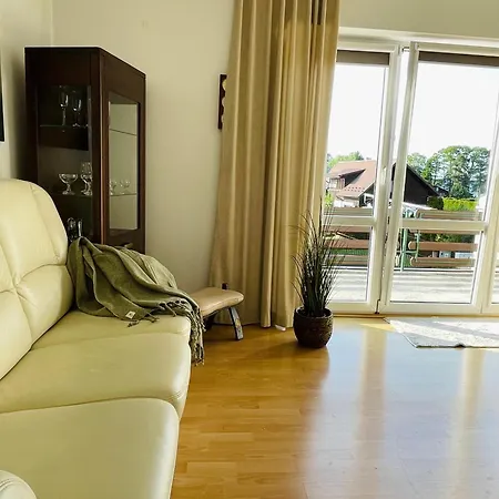 Dom Przy Lesie 別荘 *